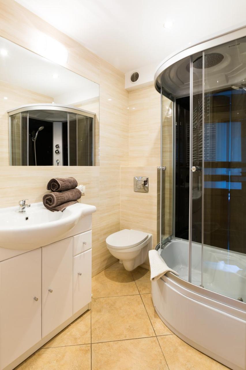Aparthouse Apartamenty Centrum 索斯诺维茨 外观 照片